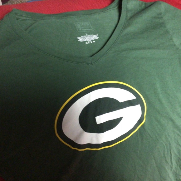 NFL GREEN BAY Packers long sleeve tshirt - Picture 2 of 2